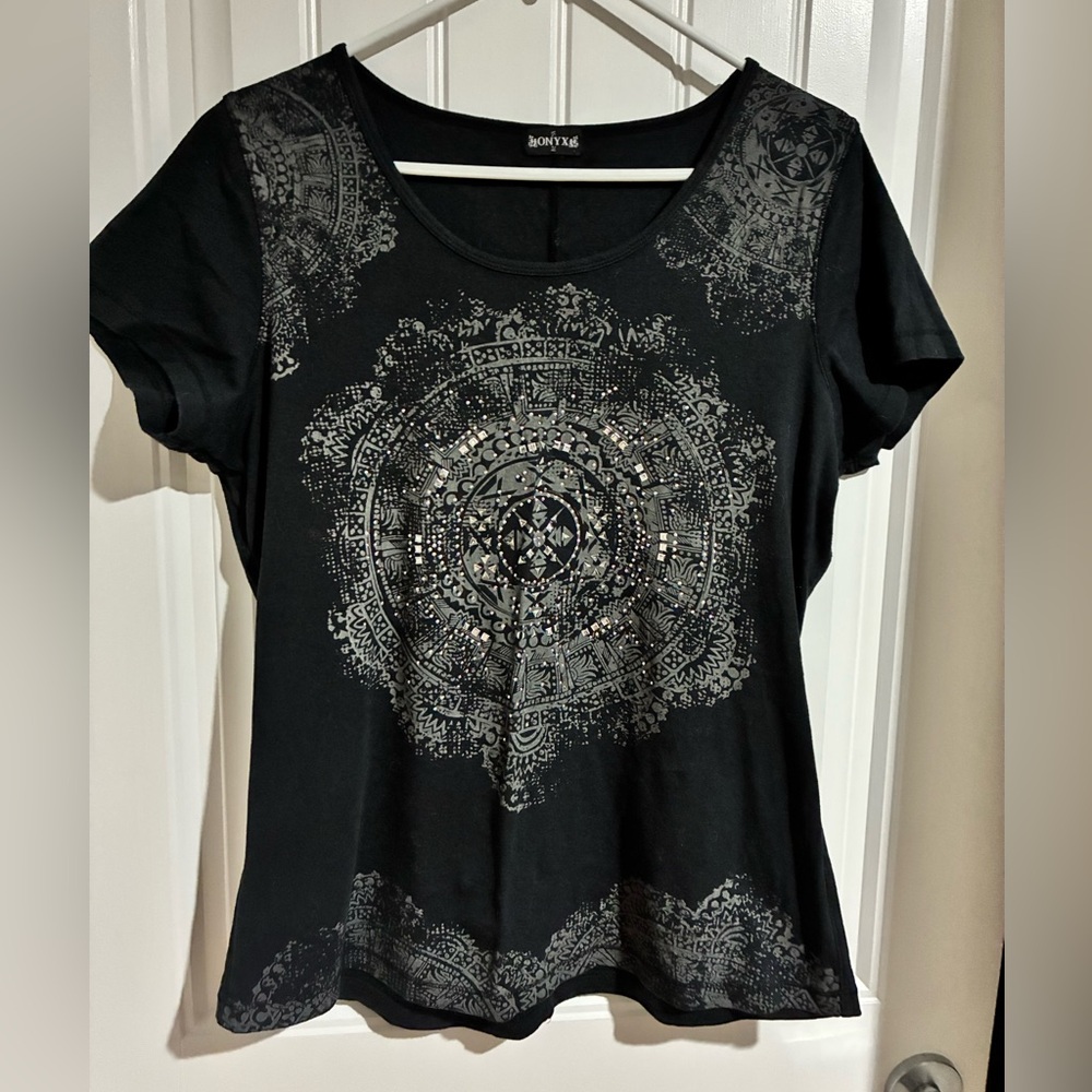 Onyx Black and Silver Graphic Tee